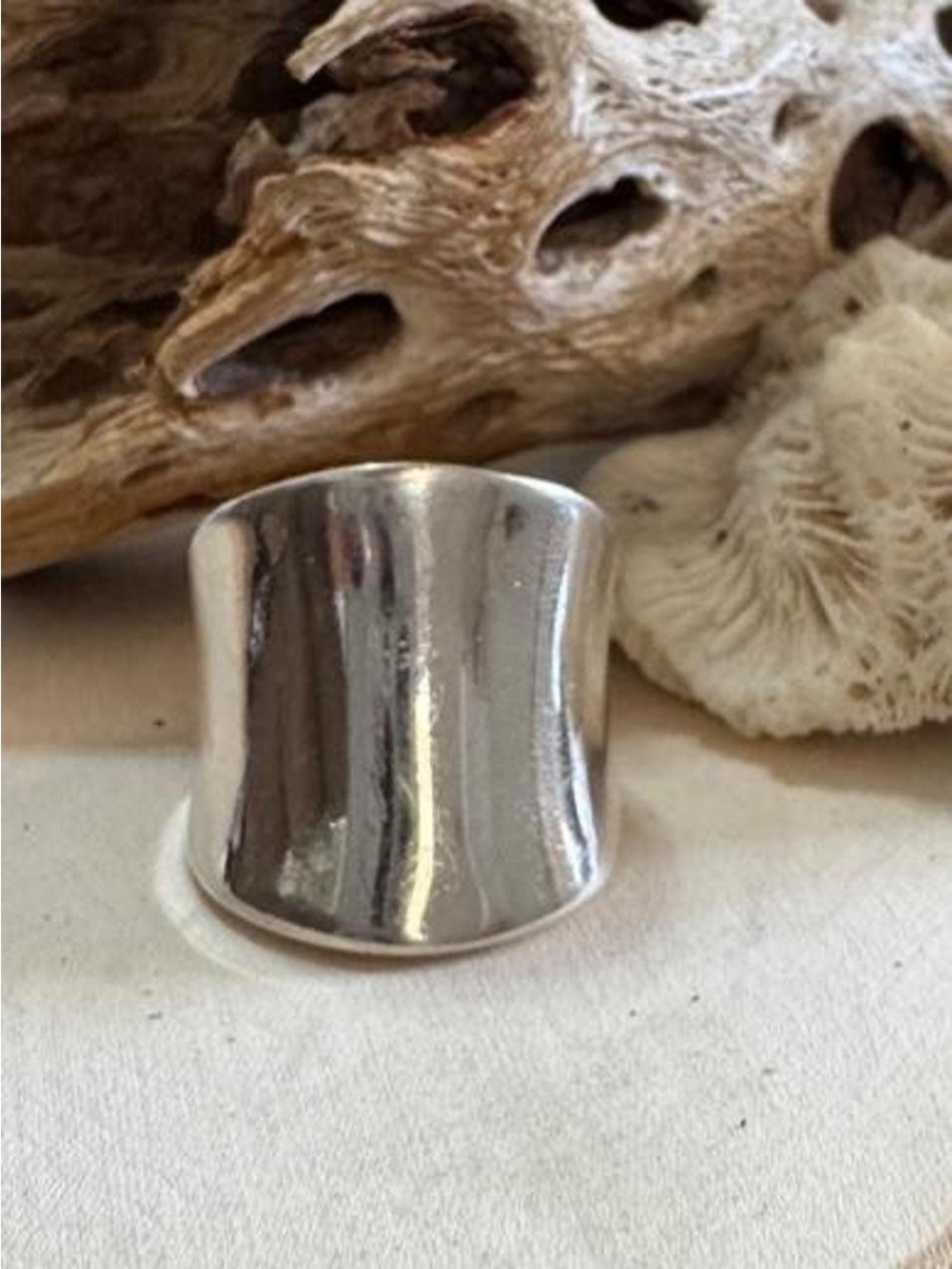 .999 Sterling Silver Wide Saddleback Ring Size 8